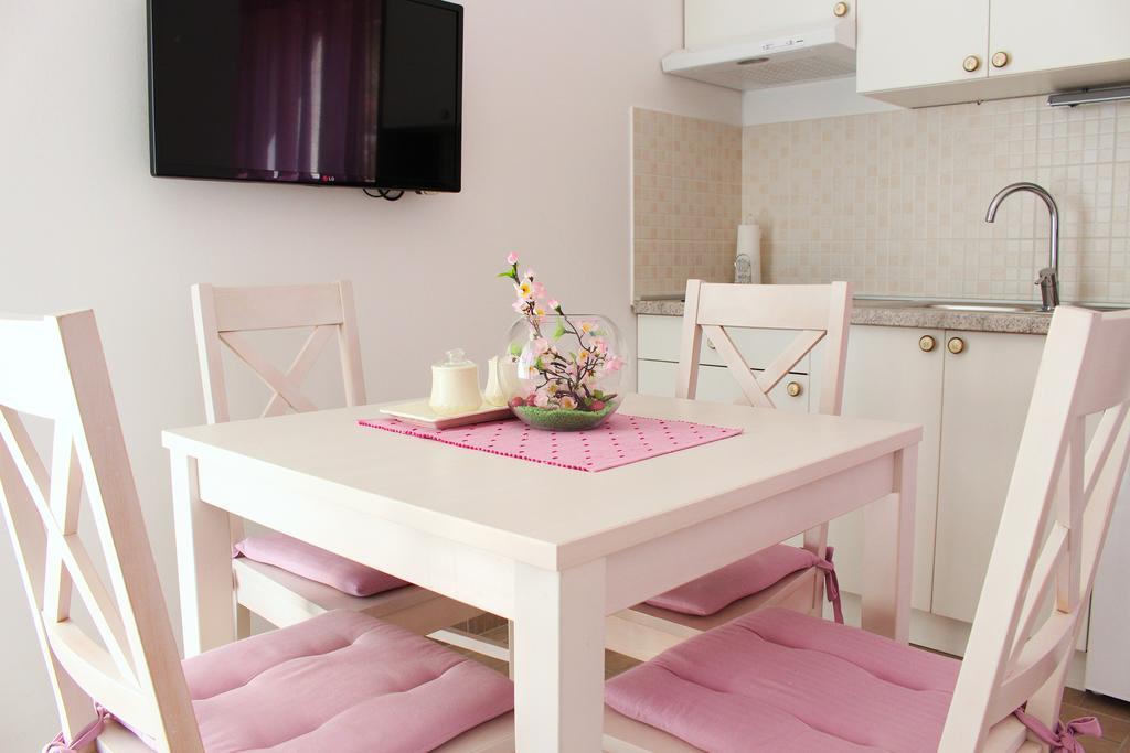 Apartments Palma شيبينيك الغرفة الصورة