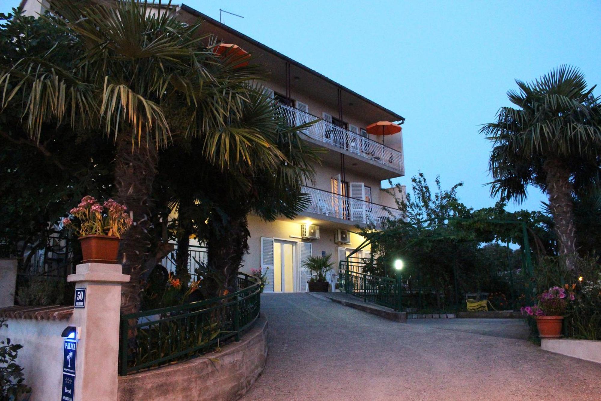 Apartments Palma شيبينيك الغرفة الصورة