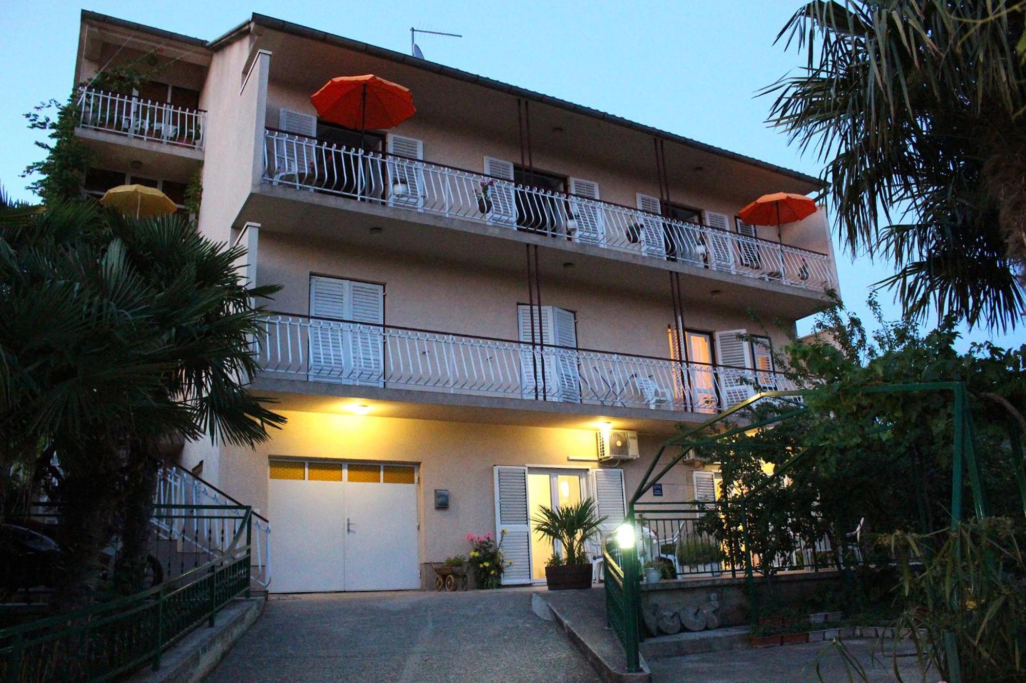 Apartments Palma شيبينيك الغرفة الصورة